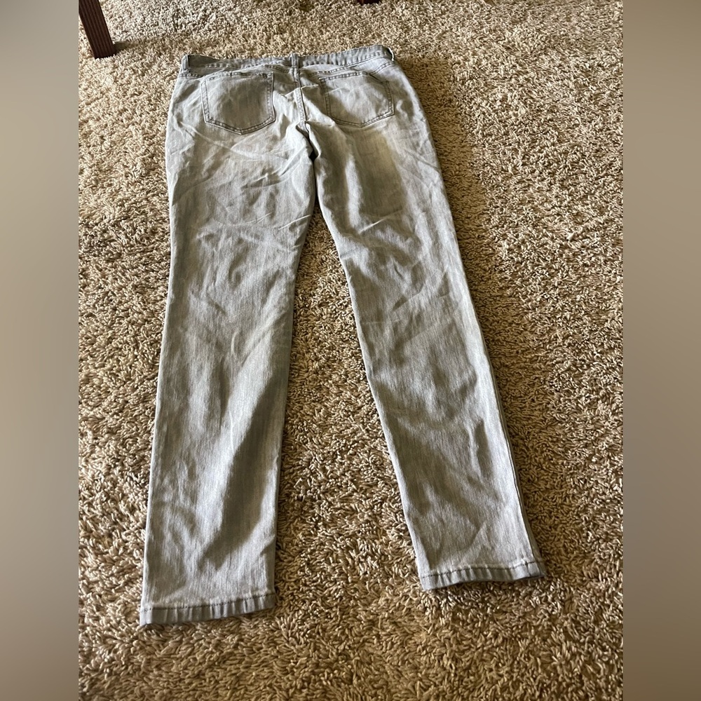 Women’s JLO Gray Jeans - Picture 5 of 5